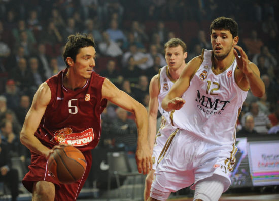 国少vs孟加拉国U17：万项、邝兆镭首发，赵松源替补（国少战孟加拉U17：万项、邝兆镭入首发，赵松源替补）