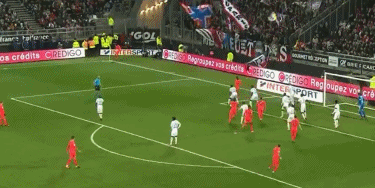 打脸了！赛季初被骂，如今全队第一