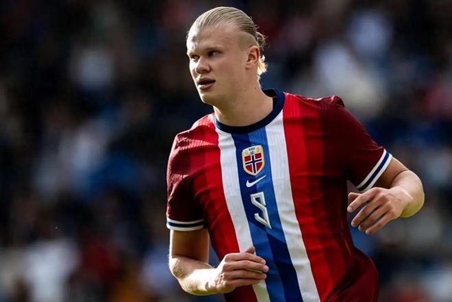 索帅：拉什福德在巴萨踢得很享受，最近我给他发了一些短信（索尔斯克亚：拉什福德在巴萨踢得很开心，最近我还给他发了几条短信）