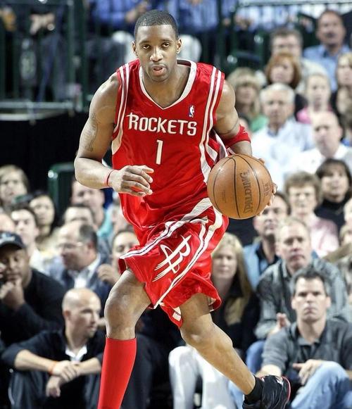 阿迪发言人：德国队球衣销量喜人，按通胀来说阿迪球衣比78年更便宜（阿迪发言人：德国队球衣热销，按通胀计算阿迪球衣比1978年更实惠）