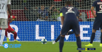 巴西甲前瞻：帕尔梅拉斯遭遇两连败，维多利亚客场状态低迷（巴甲前瞻：帕尔梅拉斯连败承压 维多利亚客场依旧低迷）