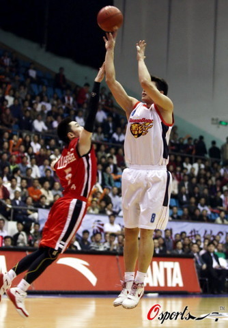 爷青回，维耶里社媒晒与大罗、巴乔、托蒂、卡纳瓦罗等人合照（众星同框！维耶里社媒晒与大罗、巴乔、托蒂、卡纳瓦罗等传奇合影）