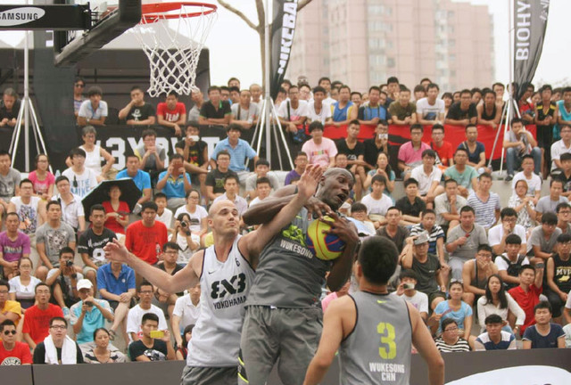 记者：乔纳森-戴维未来存疑，拜仁和热刺已了解球员离队条件（记者：乔纳森-戴维前景未明，拜仁与热刺已知其离队条款）