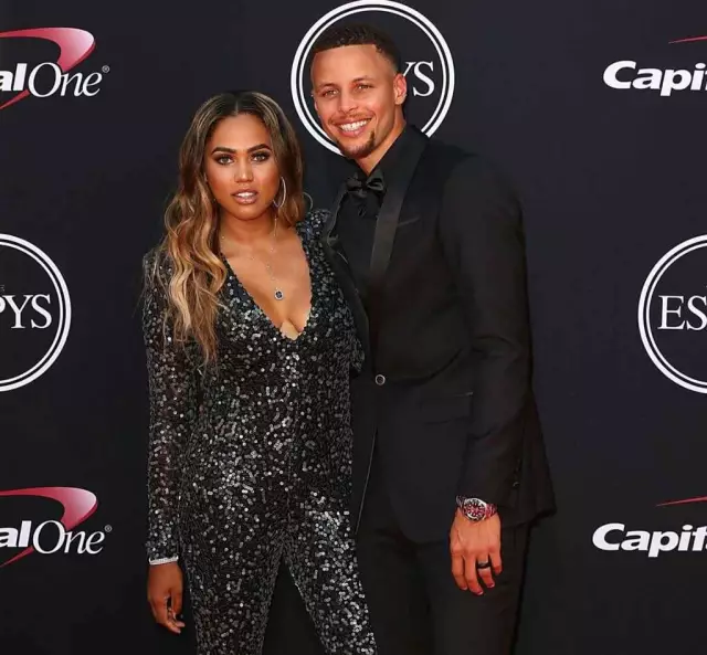 德转列巴拉圭球员历史身价前10：阿尔米隆第1，巴里奥斯上榜（德转发布巴拉圭球员历史身价十强榜：阿尔米隆居首，巴里奥斯入围）