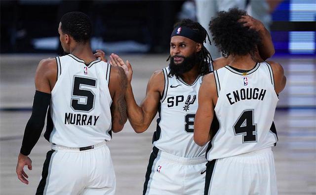 掘金队史50+场次排名：约基奇4次领跑，穆雷3次排第二（掘金队史50+次数榜：约基奇4场居首，穆雷3场次席）