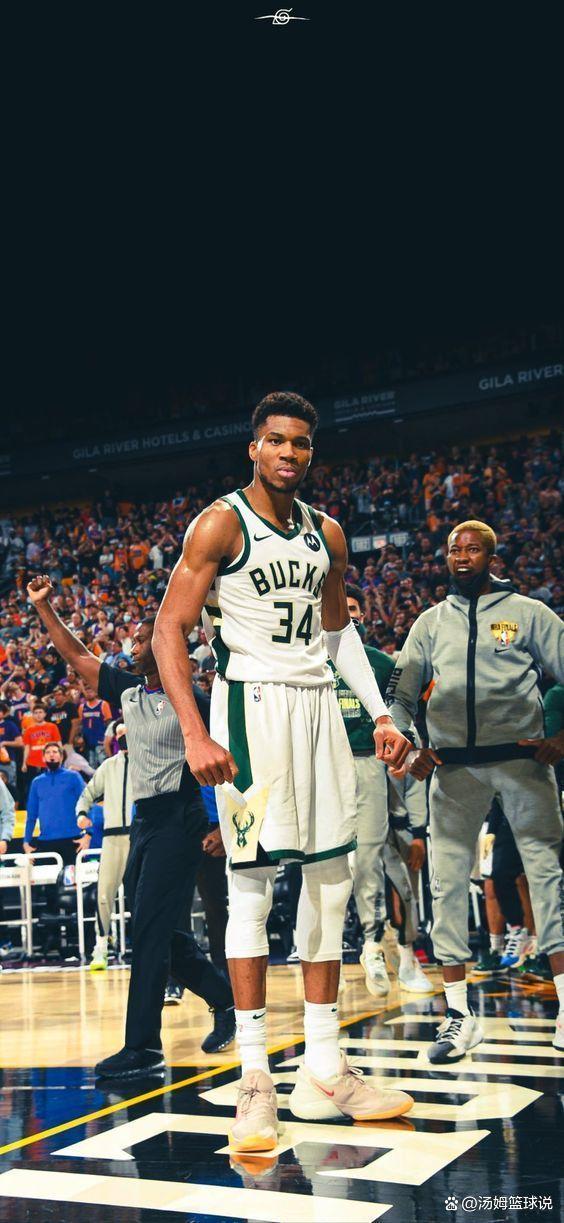 安帅：C罗是我带过职业态度最好的球员之一；米兰的经历非常棒（安切洛蒂：C罗是我执教过职业态度最出色的球员之一；在米兰的时光非常美好）