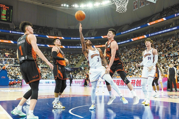 塔帅：我认为切尔西是争冠球队；特罗萨德有可能出场（阿尔特塔：切尔西是冠军竞争者，特罗萨德有望出战）