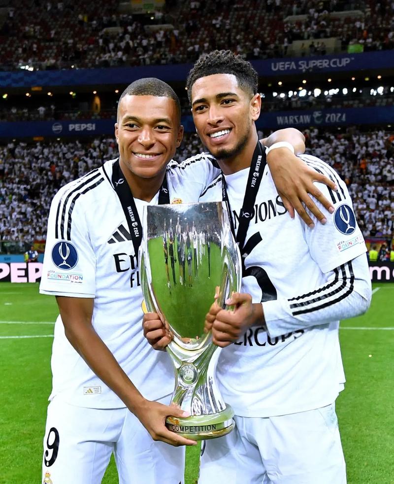 还是没吸取教训，阿劳霍两年半内第四次染红（教训仍未汲取，阿劳霍两年半内第4次被红牌罚下）