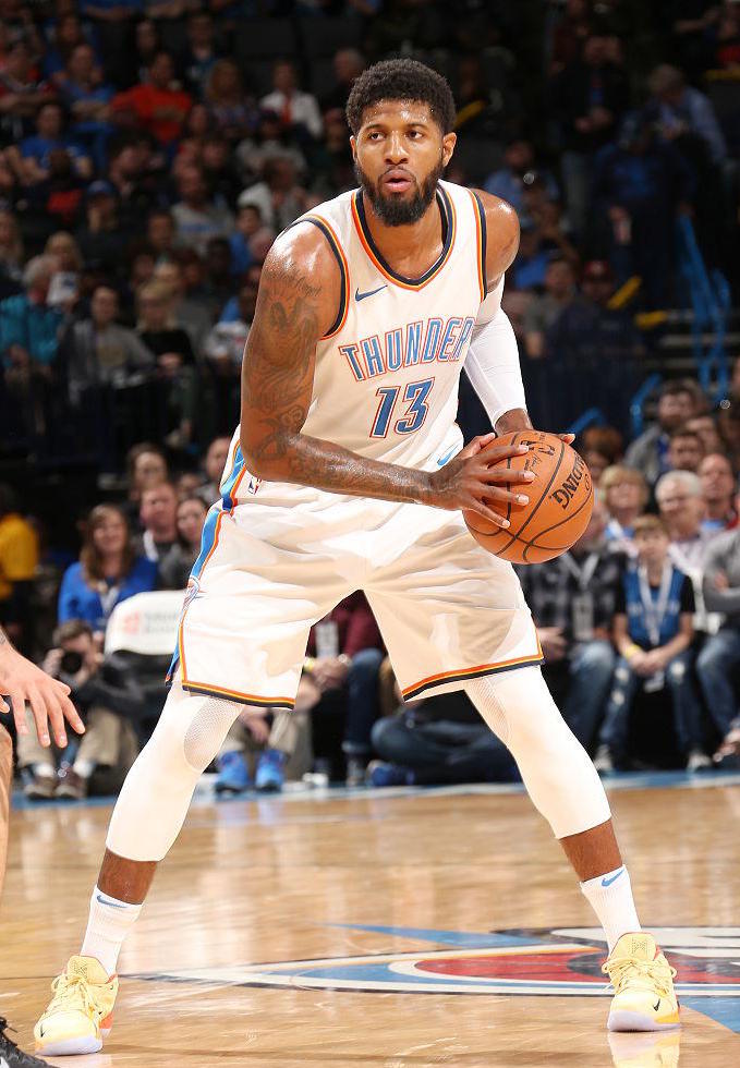 图片报：多特后防线出现危机，将面临安东和安塞尔米诺缺阵（图片报：多特后防告急，安东与安塞尔米诺双双缺阵）