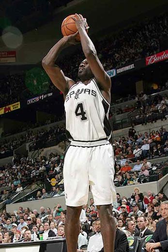 裤袜：巴萨上赛季赢德比后也不太尊重我们；亚马尔让比赛升温（裤袜：巴萨上季德比取胜后仍欠尊重；亚马尔点燃比赛火药味）